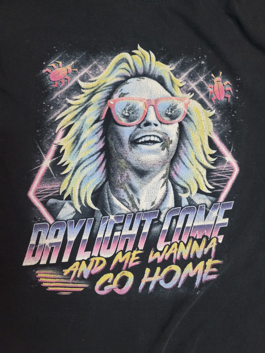 Beetlejuice " Daylight come and me wanna go home" t-shirt used youth medium
