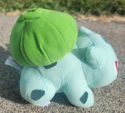 Bulbasaur set of 2 Pokemon plushes